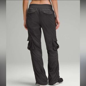 Lululemon dance studio cargo mid rise, relaxed, fit pants size large